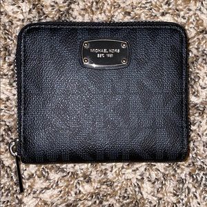✨NWOT Michael Kors Black wallet✨